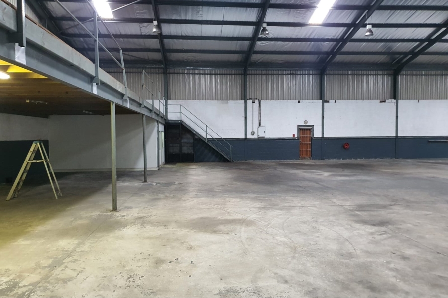 To Let commercial Property for Rent in North End Eastern Cape